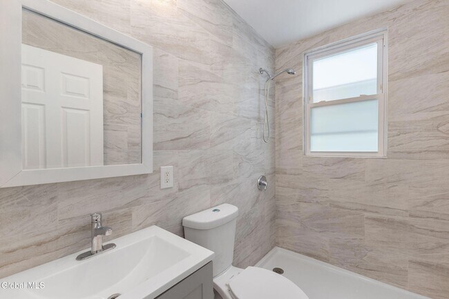 Building Photo - 2210 15th St