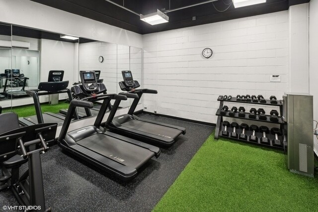 Building Photo - 3550 N Lake Shore Dr