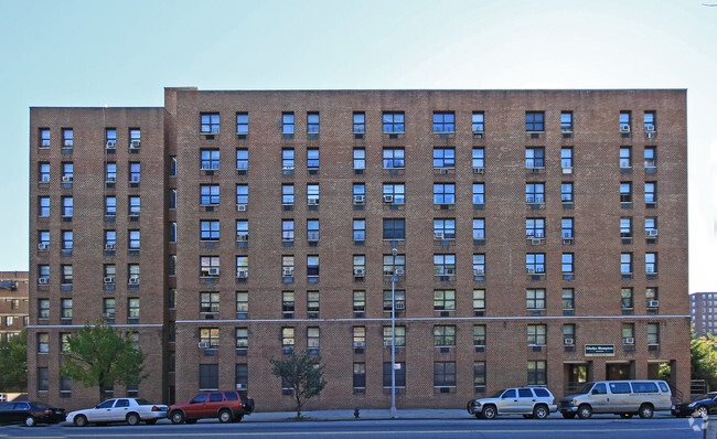 Primary Photo - Gladys Hampton Houses