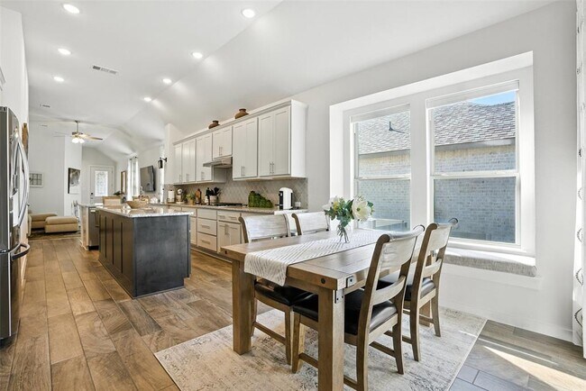 Building Photo - 104 Arrowhead Mound Rd