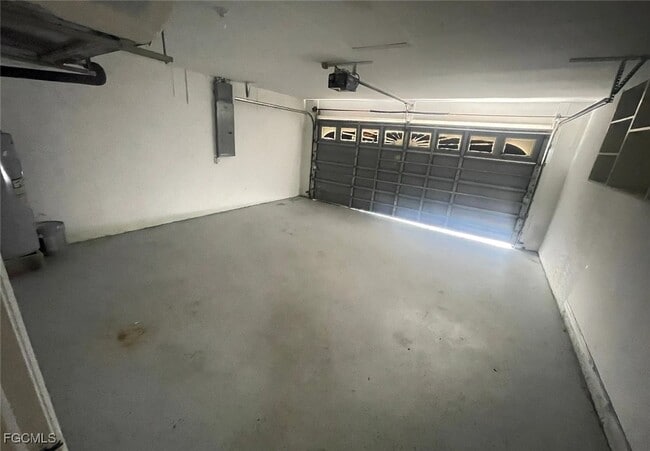 Building Photo - 819 Abrams Blvd