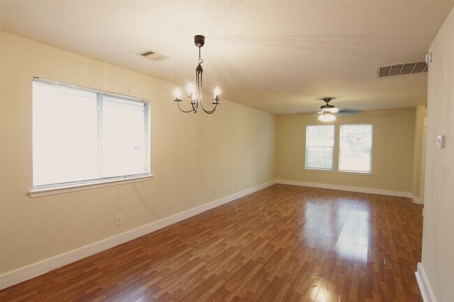 Building Photo - 6319 Torrance Elms Ct