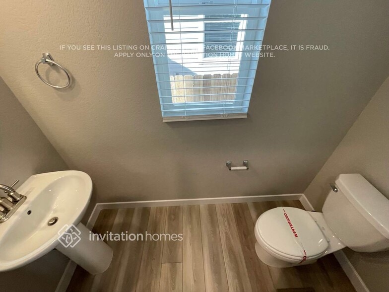 Building Photo - 13574 Nederland Dr