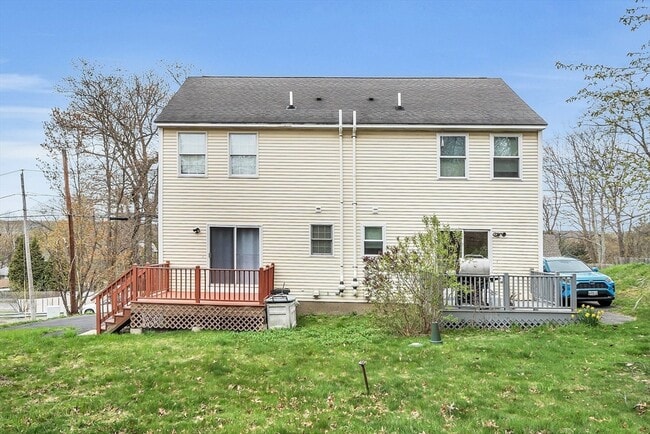 Building Photo - 2 Wigwam Hill Dr