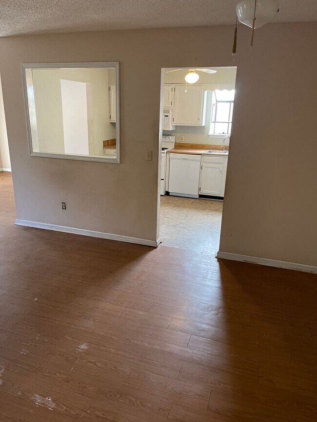 Building Photo - 2509 Arthurs Ct Ln