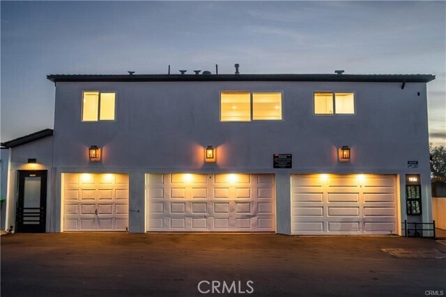 Building Photo - 577 Ramona Ave