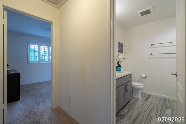 Building Photo - $4,800 /3 Bed / 2.5 Bath / FURNISHED or UNFURNISHED AVAILABLE