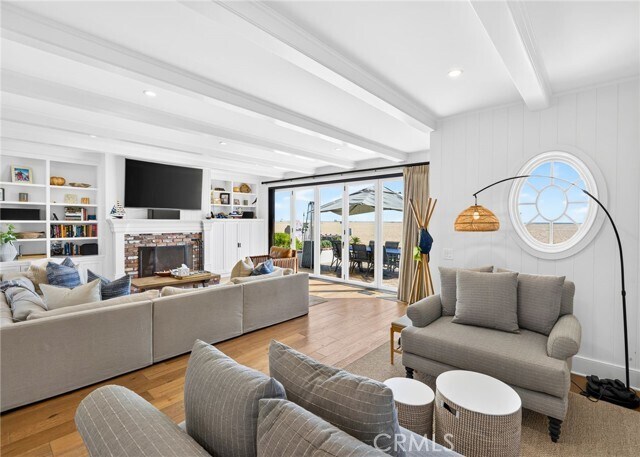 Building Photo - 1228 W Oceanfront