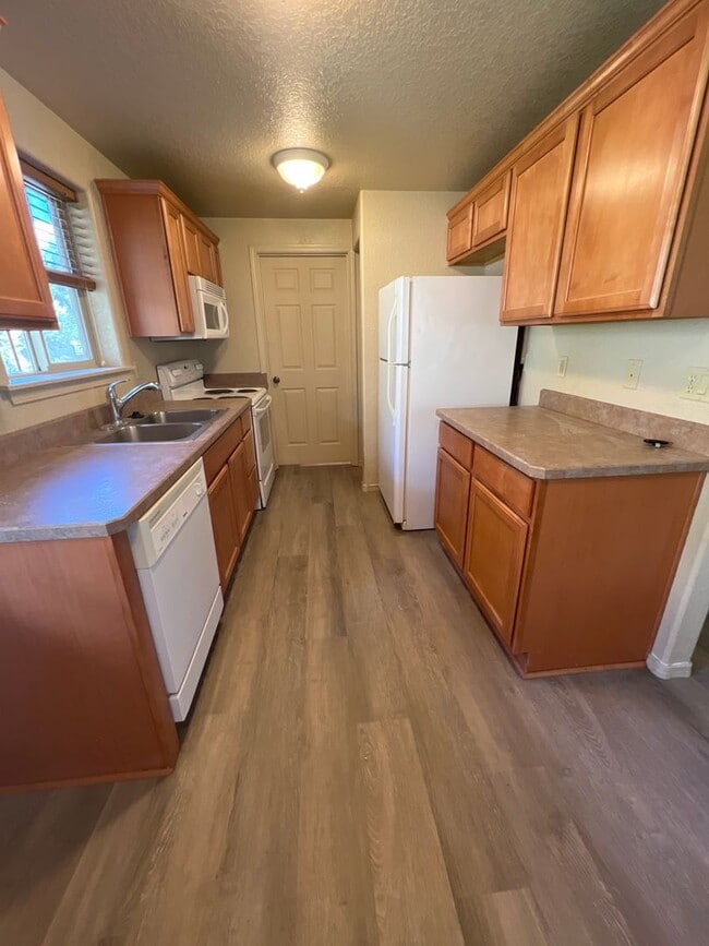 Building Photo - 1431 Lucinda Ct