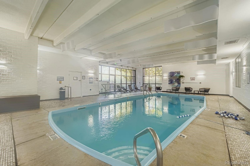 Building Photo - 460 S Marion St Pkwy