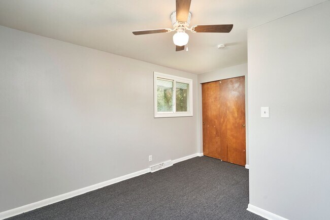 Building Photo - Charming 3-Bed Home with New Kitchen, Fresh Finishes & Big Backyard on a Quiet Dead-End Street