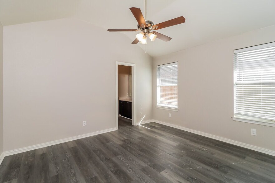 Building Photo - 9112 Christopher Cir
