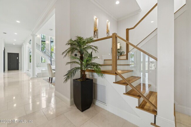 Building Photo - 463 Royal Tern Rd S