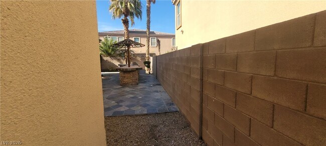 Building Photo - 7728 Villa De La Paz Ave