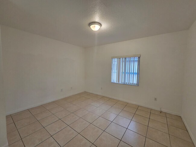 Building Photo - 13216 Villa Vista Dr