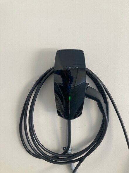 EV Charger - 547 Sweet Birch Park Ln