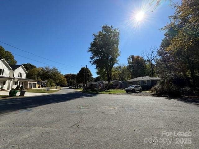 Building Photo - 1432 Winston Dr