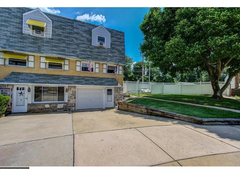 Building Photo - 17 Shipley Pl