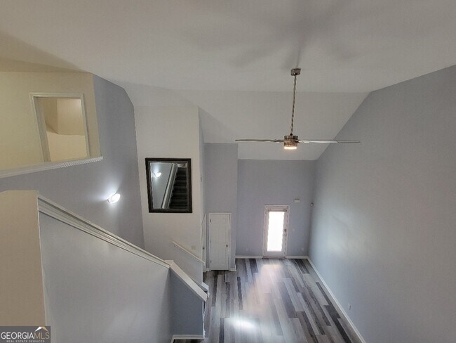 Building Photo - 175 Stillwood Dr