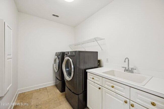 Building Photo - 112 Indian Hammock Ln