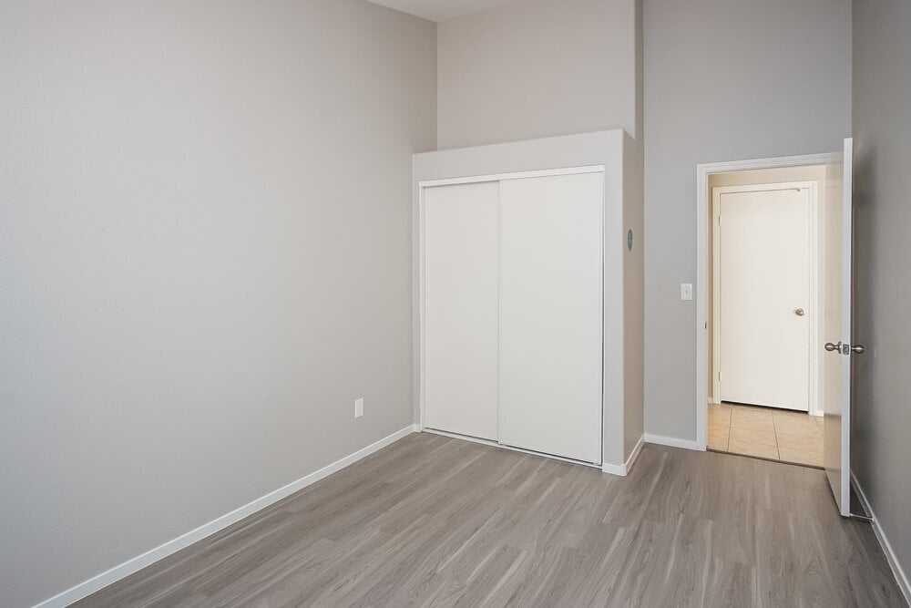 Building Photo - 3744 Blue Dawn Dr