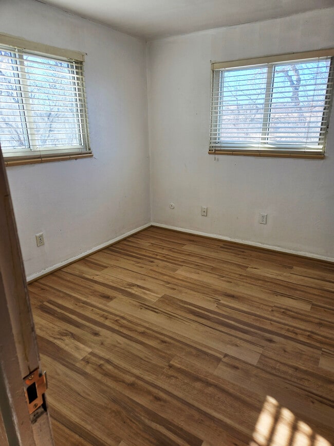 Building Photo - Fitz