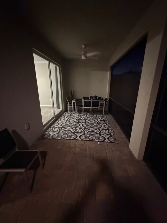 Building Photo - 11815 Bluebird Pl