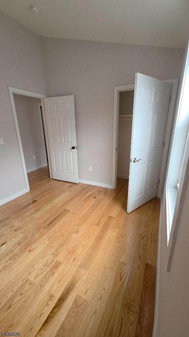 Building Photo - 10 Shaw Ave