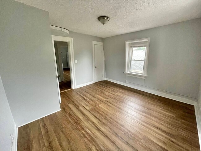 Building Photo - 58 Sylvan Ave