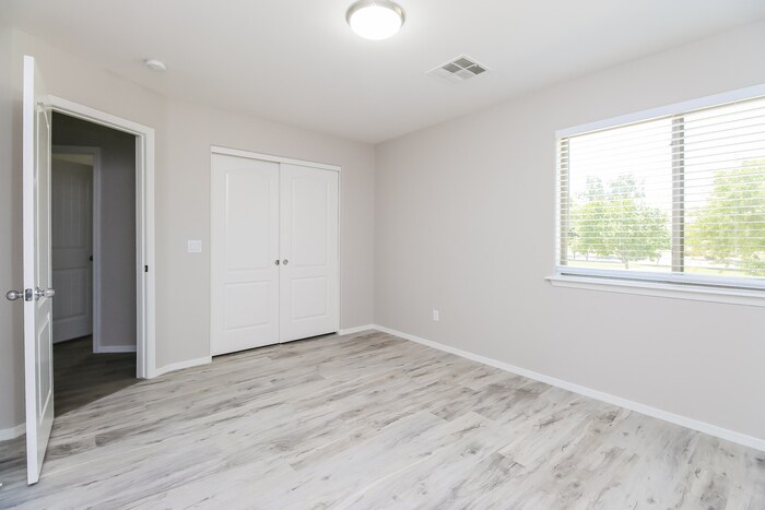 Building Photo - 34516 N Appaloosa Way