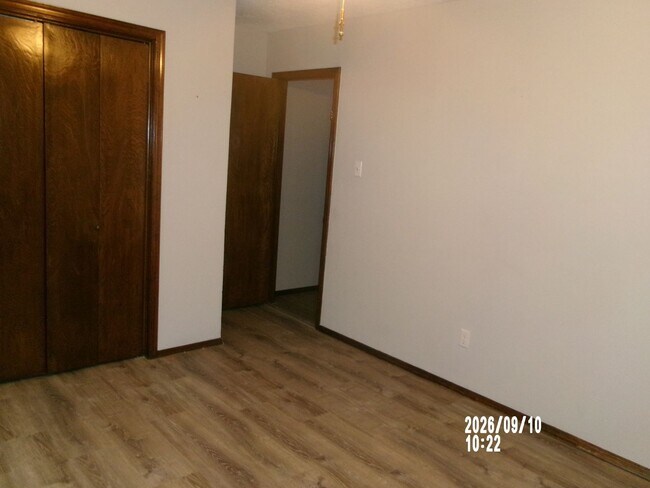 Building Photo - 7136 NW Birch Pl