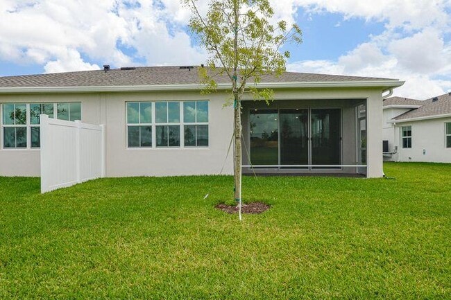 Building Photo - 10307 Dreamweaver Rd