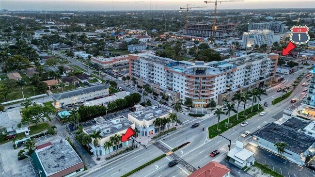 Building Photo - 200 E Dania Beach Blvd