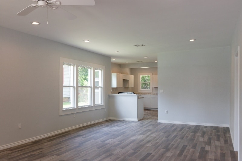 Building Photo - 1319 NE 15th St