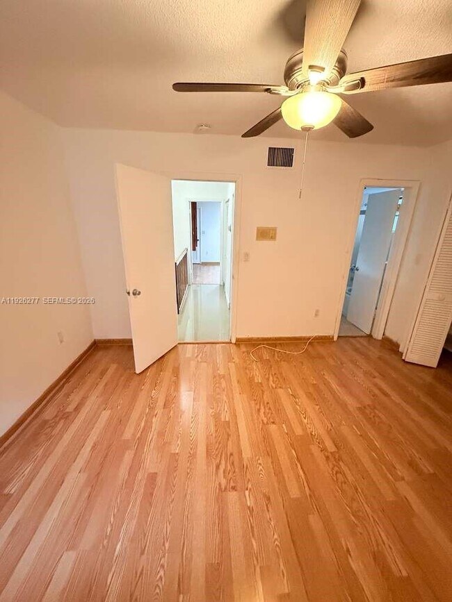 Building Photo - 1990 Brickell Ave