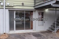 Building Photo - Spacious APT in JOCO!