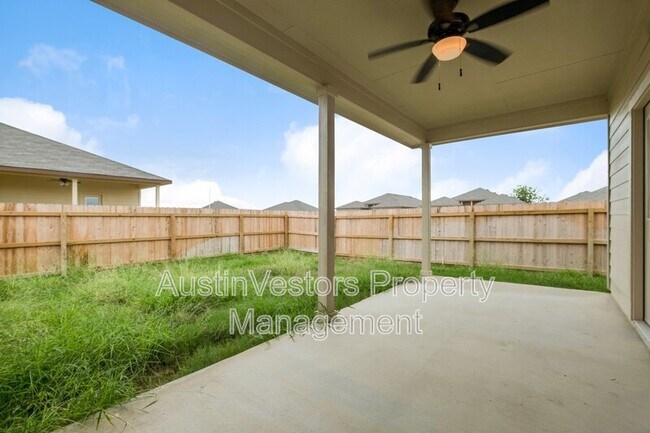 Building Photo - 118 Samuel Dr