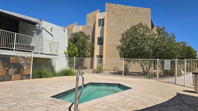 Building Photo - 8055 E Thomas Rd