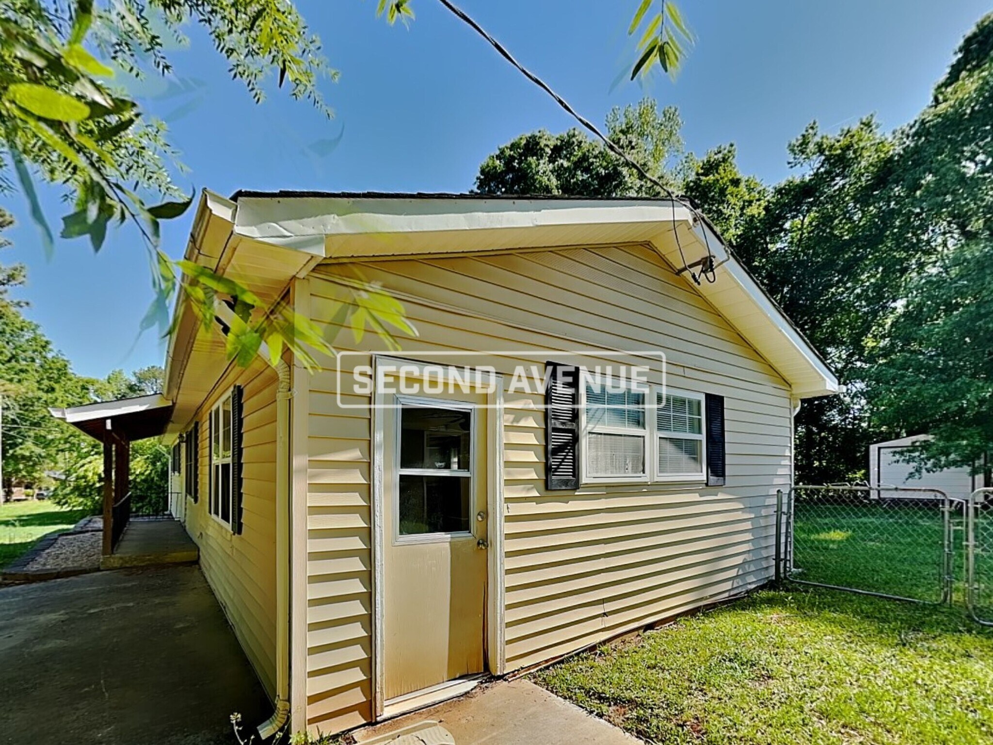 Building Photo - 2053 Chestnut Log Dr