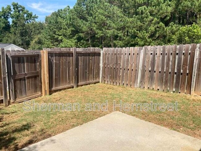 Building Photo - 852 Pawley Ct