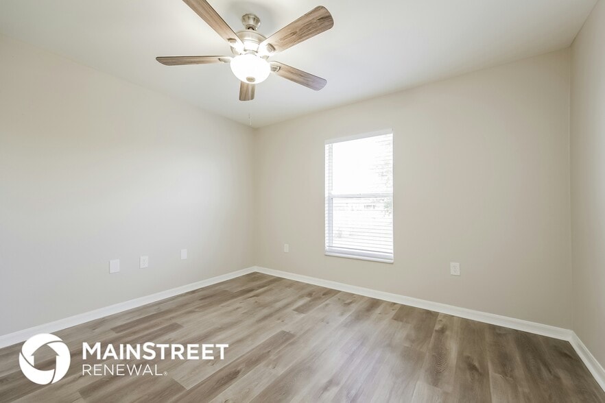 Building Photo - 3906 11th St W