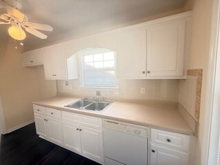 Building Photo - 1609 Summerwoods Cir