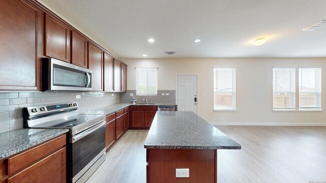 Building Photo - 344 Autumn Rouge