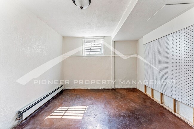 Building Photo - Spacious Bungalow with Private Backyard Near Sloan's Lake Neighborhood!