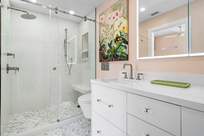 Building Photo - 11 Hersey Dr