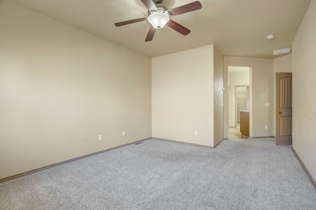 Building Photo - Ranch Style 4 Bedroom Home in Cordera...sh...