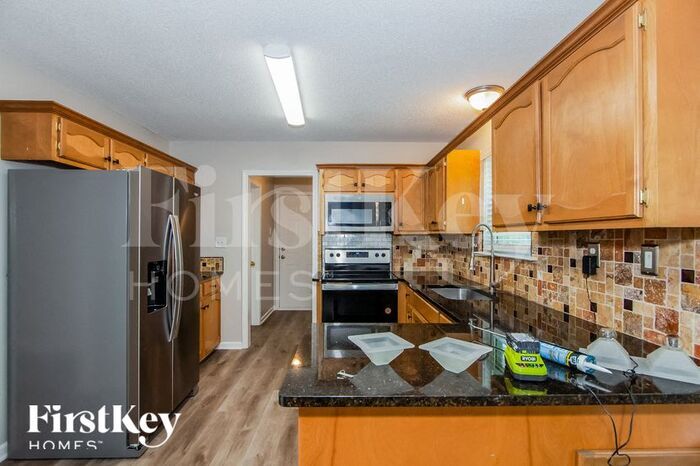 Building Photo - 153 Silver Birch Ln