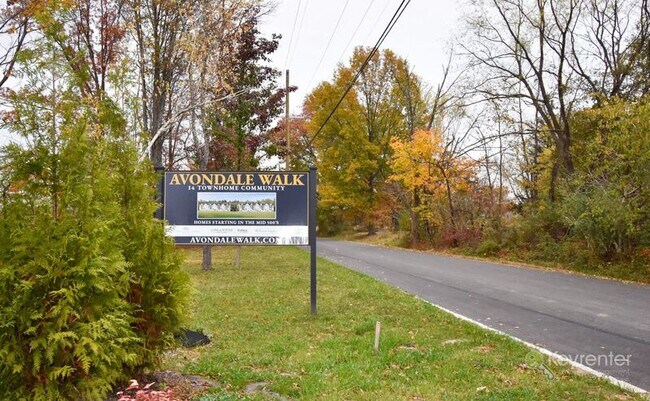 Building Photo - 320 Schadle Rd