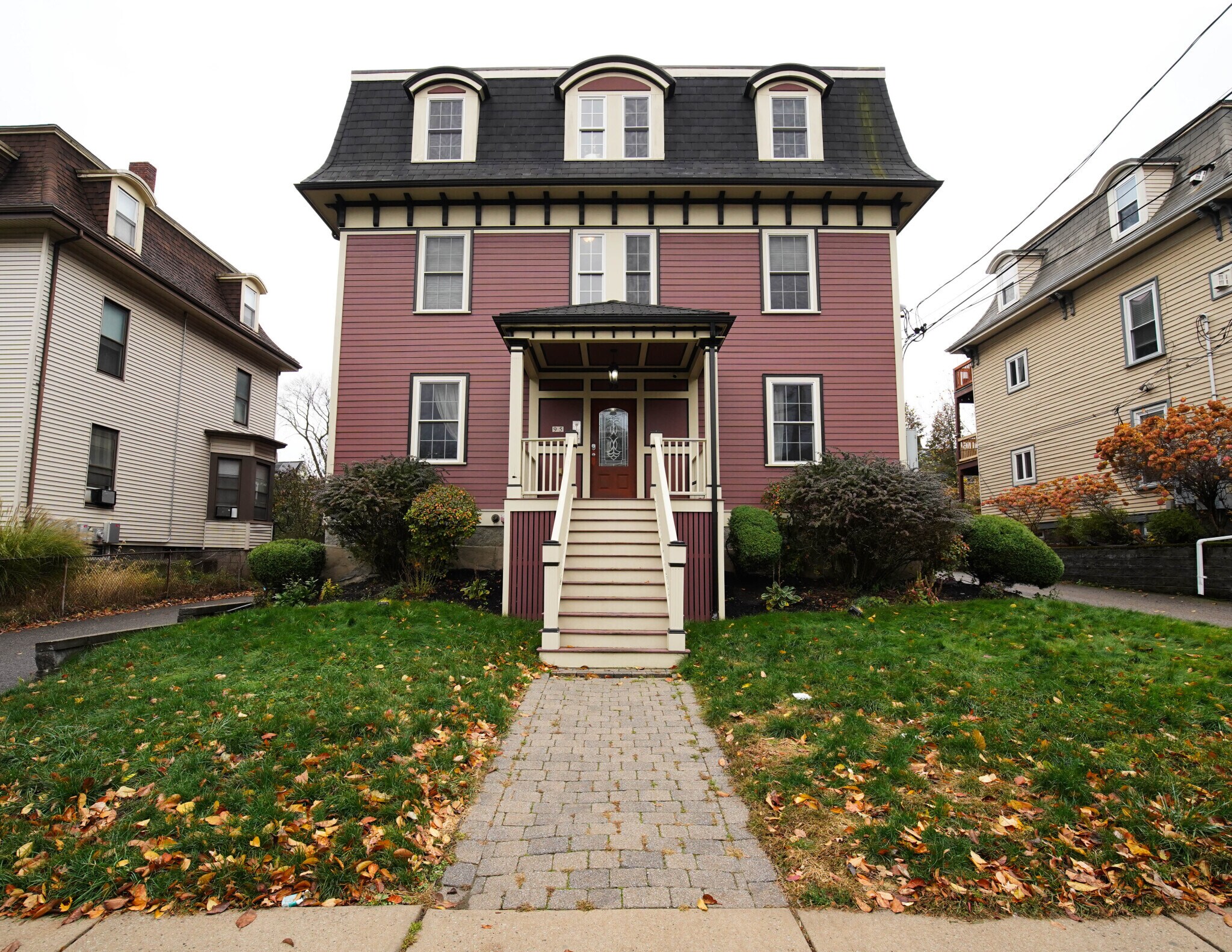 Building Photo - 95 Dix St