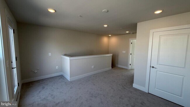 Building Photo - 12742 Verdant Wy